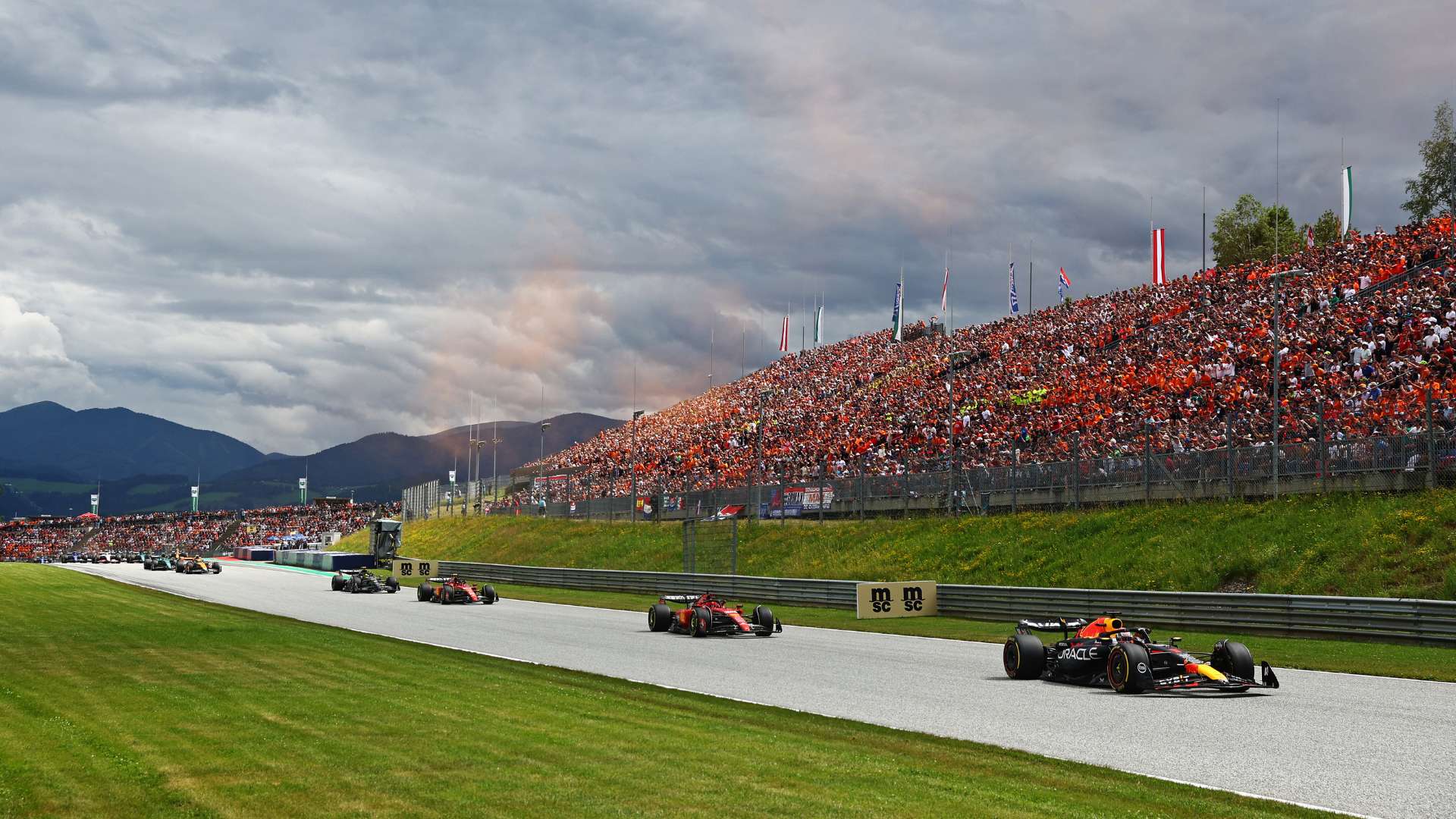 化吸引了无 化吸引了无